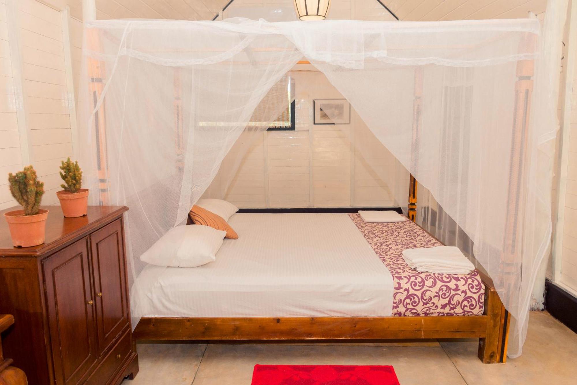 Harmony Beach Resort Tangalle Exterior foto
