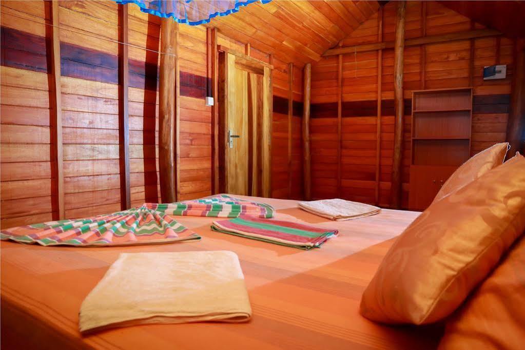 Harmony Beach Resort Tangalle Exterior foto